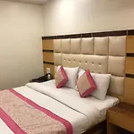 Star Hotel And Bar Pahar Ganj Delhi India