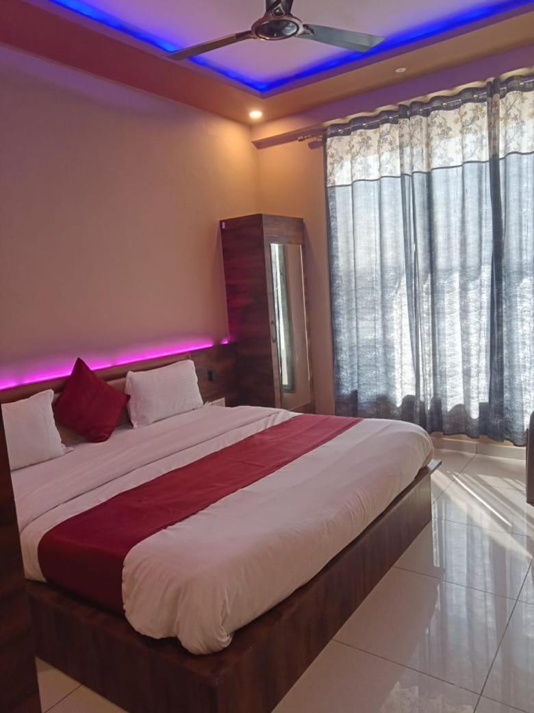 Guest house Star And Bar Pahar Ganj Delhi India