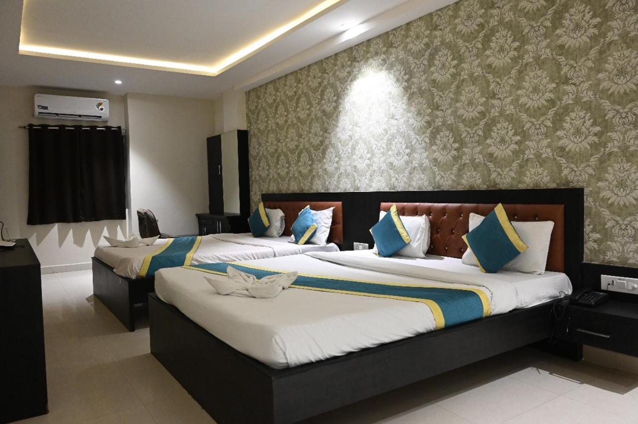 Star And Bar Pahar Ganj Delhi India * New Delhi